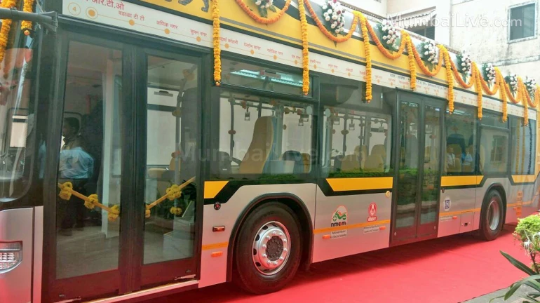 BEST flags off electric air-conditioned hybrid buses in Mumbai