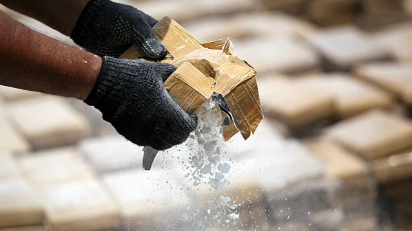 नशे का एक और नाम 'डुकूका', तस्करी करते 8 विदेशी नागरिक गिरफ्तार  