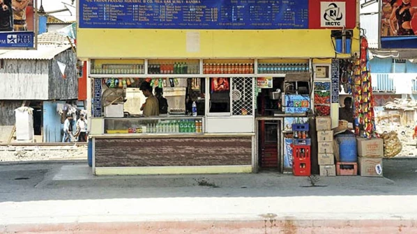 रेल्वे स्टॉल्सवरही प्लास्टिकबंदी?