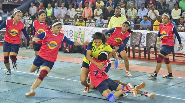 बाल उत्कर्ष राज्यस्तरीय कबड्डीत स्वराज्य, एअर इंडिया उपांत्य फेरीत