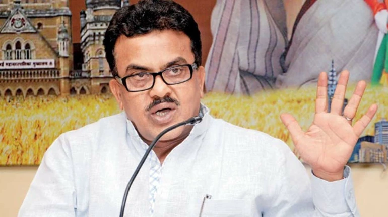 Ever spent ₹18,500 per day on tea? The CM does according to Sanjay Nirupam