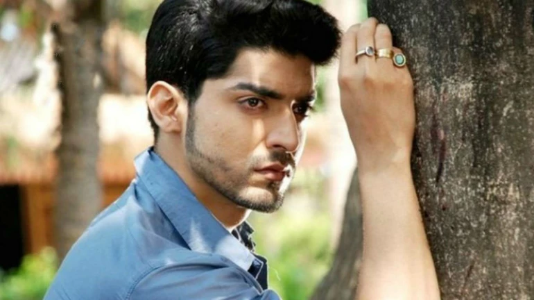 Actor Gurmeet Choudhary's fan threatens to commit suicide; Mumbai Police to help the actor