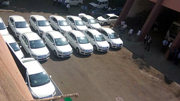 सकाळी दिल्या नवीन गाड्या, संध्याकाळी काढूनही घेतल्या, अधिकारी बुचकळ्यात!