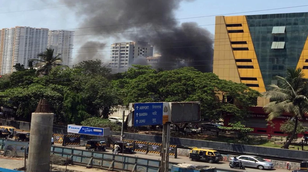 Fire breaks out at Laxmi Industrial Estate in Andheri Mumbai Live