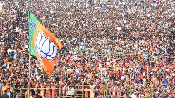 38 साल की हुई बीजेपी, मुंबई में अमित शाह की विशाल जनसभा