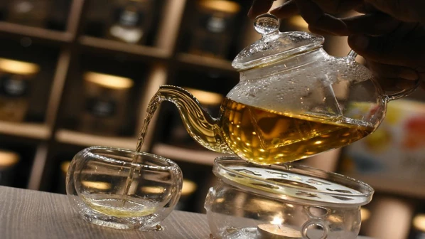 एक कप चहा आणि त्याचे 75 फ्लेवर्स!