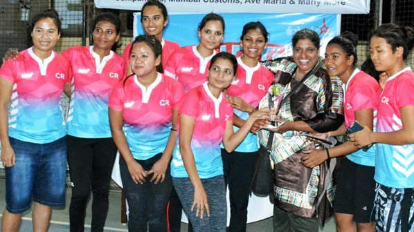 सेंट्रल रेल्वेच्या महिलांचा डब्ल्यूसीजी रिंक हाॅकी स्पर्धेवर कब्जा