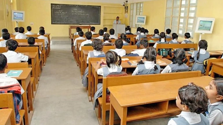 महाराष्ट्र सरकार आरटीई मानदंडों का उल्लंघन करने वाले मुंबई के स्कूलों के खिलाफ कार्रवाई करेगी