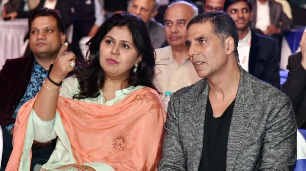 Akshay Kumar is socially sensitive and a true Indian: Pankaja Munde 
