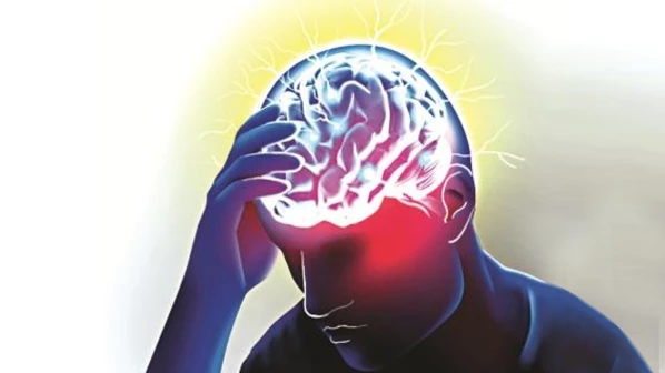 मुंबईकरांना मनोविकाराने पछाडलं 