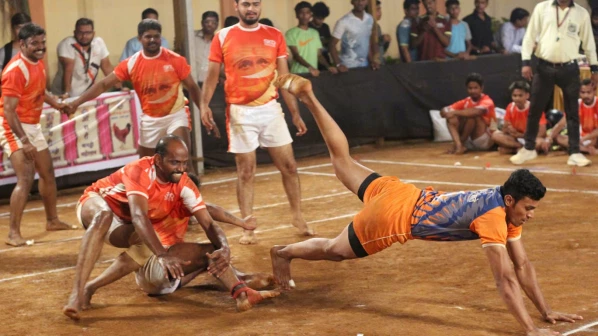 आगरी कबड्डी स्पर्धेत दुर्गामाता, भवानीमाता उपांत्य फेरीत