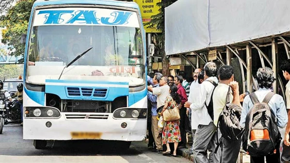 खासगी वाहतूकदारांना दणका! एसटीच्या दीडपटच भाडं आकारता येणार
