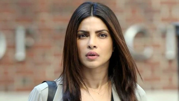 Priyanka Chopra suffers a knee injury while shooting for ABC's drama/thriller 'Quantico'