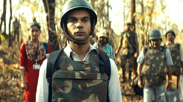 फिल्म 'न्यूटन' के खिलाफ शिकायत दर्ज, CRPF की गलत छबि पेश करने का आरोप