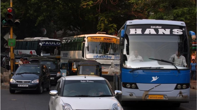 अब नहीं चलेगी प्राइवेट बसों  की दादागिरी ,  सरकार ने जारी किया हेल्पलाइन नंबर