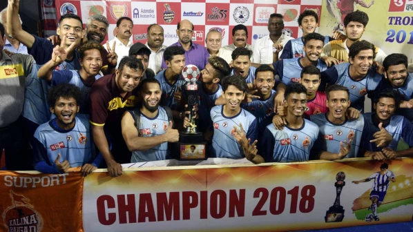 कलिना-रायगडने जिंकला सुप्रिमो चषक