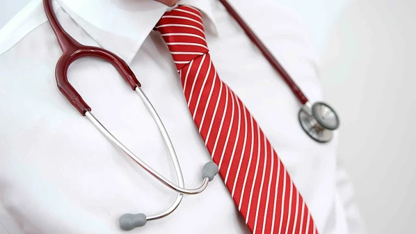 विद्यावेतन वाढीवर १५ दिवसांत निर्णय