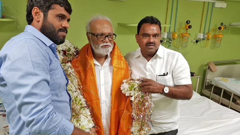 NCP workers meet Chhagan Bhujbal at KEM hospital after his discharge was rescheduled