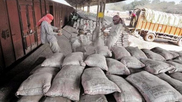 मुंबईकरों पर फिर महंगाई की मार, बढ रहे है सीमेंट के दाम