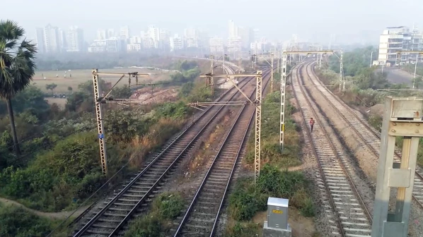 नेरुळ-उरण पहिल्या पाच स्थानकांपर्यत लोकल सेवा?