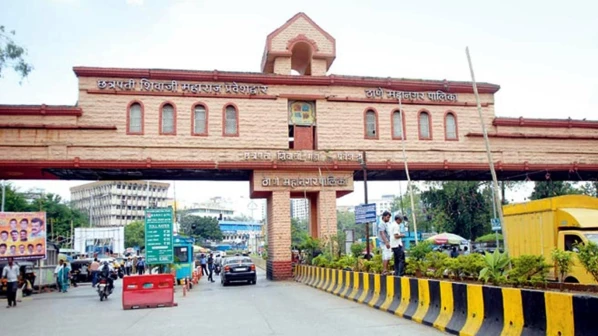 मुंबई - मुब्रा बायपास पर टोल बंदी को लेकर एनसीपी का आंदोलन