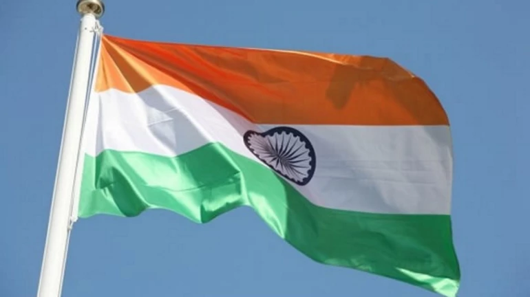 हज हाउस ने लगाया 20 मीटर लंबा फ्लैगपोल, बनी भारत की पहली इमारत!