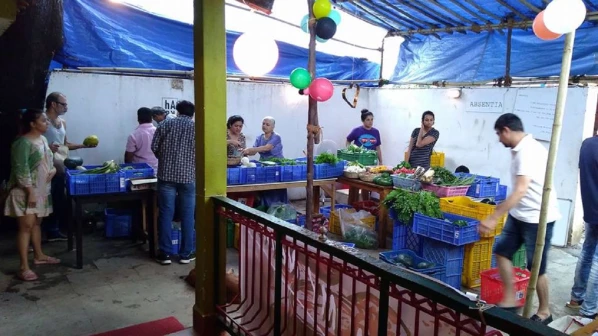 वर्सोवामध्ये पुन्हा एकदा भरला शेतकरी बाजार