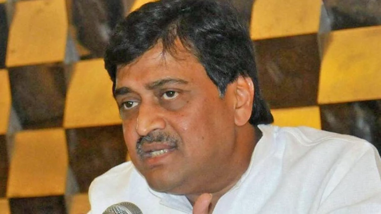 Congress’ Ashok Chavan slams BJP over hike in petrol prices