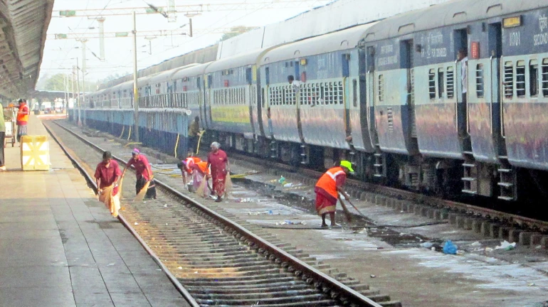 भारतीय रेलवे सर्वेक्षण में कल्याण, एलटीटी, ठाणे अस्वच्छ स्टेशनों मे से !