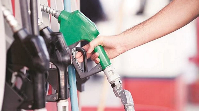 11वें दिन भी बढ़े पेट्रोल के दाम, मुंबई में किमत 85.29 रुपये प्रति लीटर!