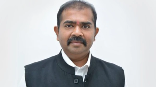 नरेंद्र पाटीलही भाजपाच्या गळाला?