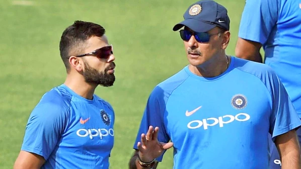 विराट माणूस अाहे मशीन नाही - शास्त्रींनी टीकाकारांना सुनावलं