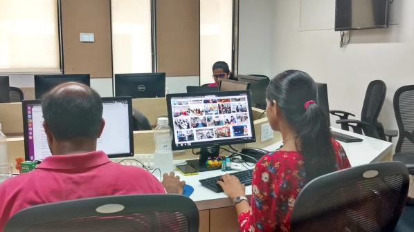 ऑफिस में इस तरह से अपनी सेहत का रखें खयाल!