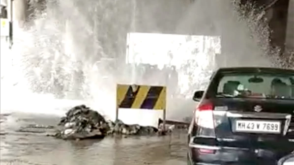 अंधेरी पूर्वेला जलवाहिनी फुटली, हजारो लिटर पाणी वाया