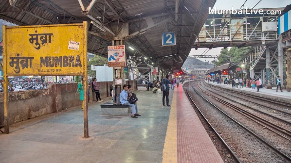 चलती ट्रेन में चढ़ने का प्रयास करते हुए महिला गिर पड़ी और फिर...