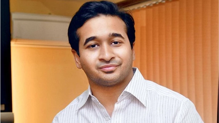 बारिश आने के पहले,नितेश राणे ने बीएमसी को याद दिलाई 'टाइटैनिक'।