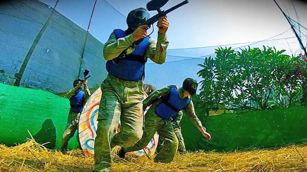 पेंटबॉल खेळाल तर बाकी गेम विसराल!