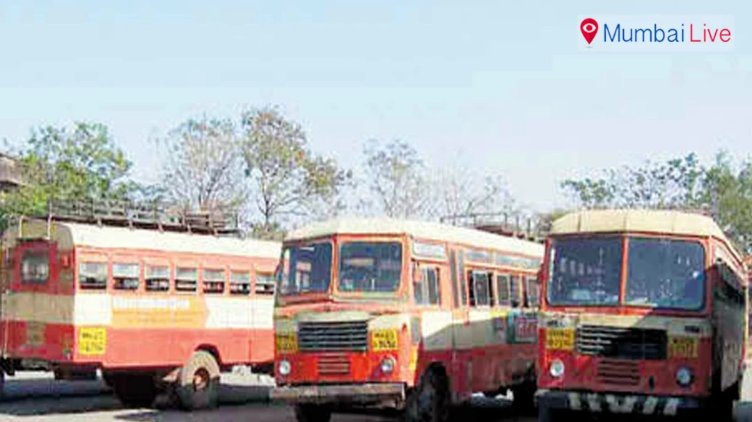 Maharashtra state transport workers on strike stone pelting at parel st