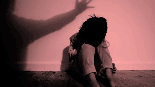 नाबालिग लड़की के साथ बस में छेड़छाड़, आरोपी हुआ गिरफ्तार