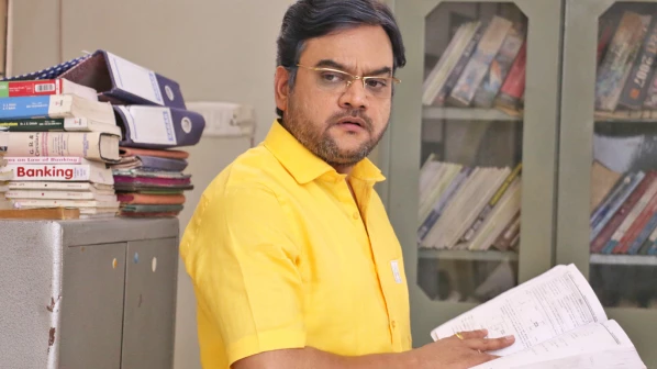 मंगेश बनला पीएचडी शिक्षक