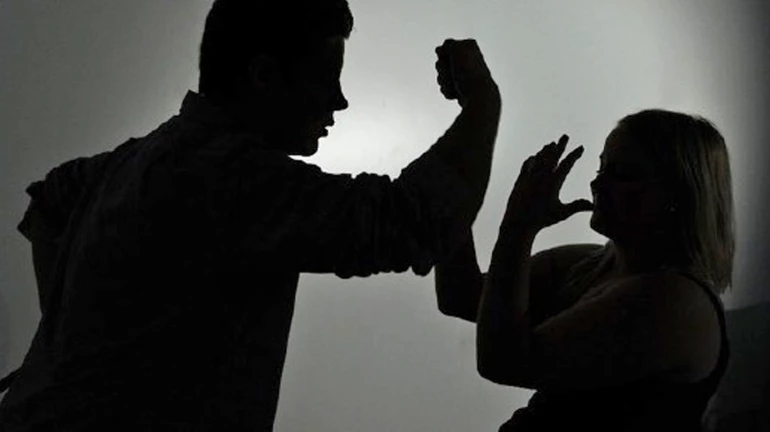 पतीला विकत देते का? प्रेयसीने देऊ केले पैसे