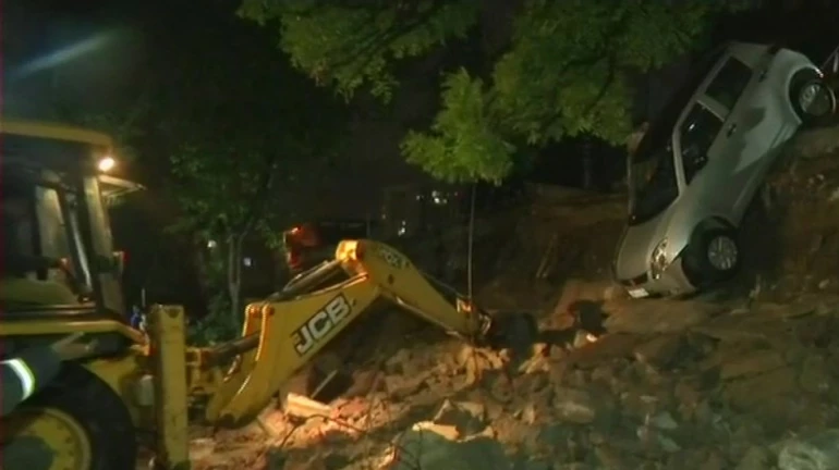 Mumbai rains: Wall collapses in Jogeshwari; damages six cars and a bike