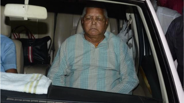 मंगलवार को मुंबई आएंगे लालू प्रसाद यादव, एशियन हार्ट इंस्टीट्यूट में होगा ऑपरेशन
