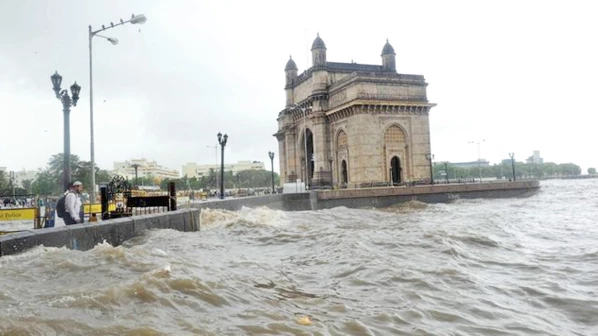 गेट वे आॅफ इंडिया इथं आढळला मृतदेह