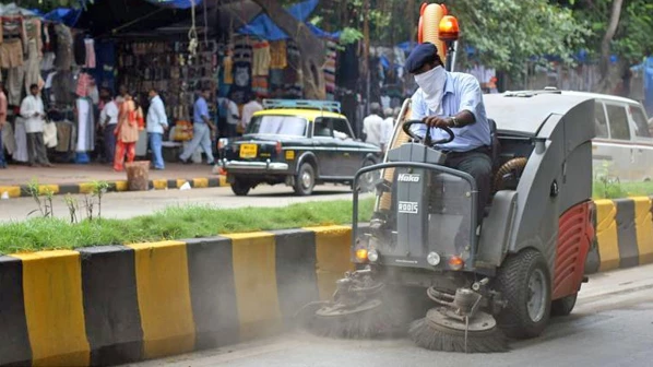 यांत्रिक झाडू बंद करा -  स्थायी समिती