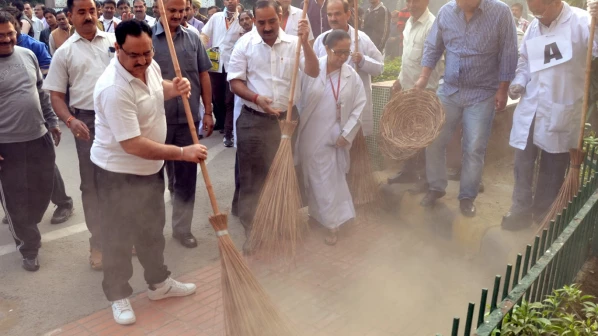 'स्वच्छ मुंबई प्रबोधन अभियान' अयशस्वी