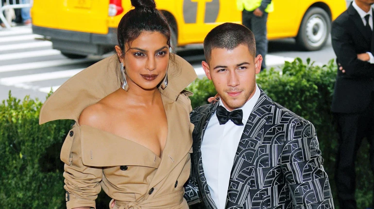 Priyanka Chopra and her rumoured beau Nick Jonas have arrived in Mumbai