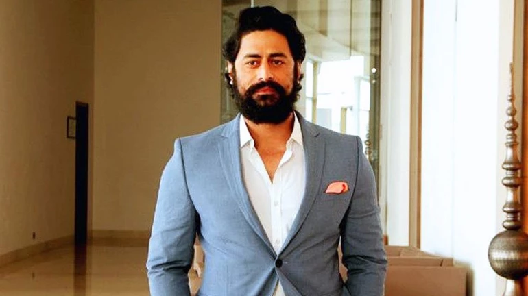Actor Mohit Raina to make his Bollywood debut with 'URI'