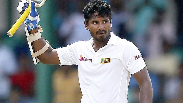 श्रीलंकाई बल्लेबाज कुसल परेरा बुरी तरह हुए घायल, एम्बुलेंस से ले जाना पड़ा मैदान के बाहर