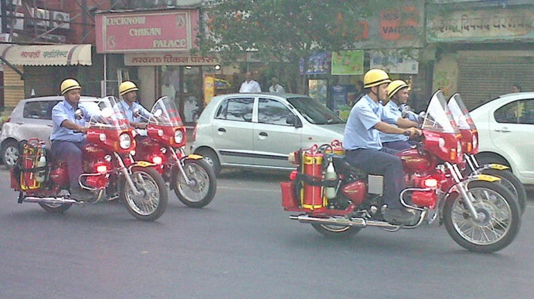 फायर बाईकच्या खरेदीचा टायर पंक्चर